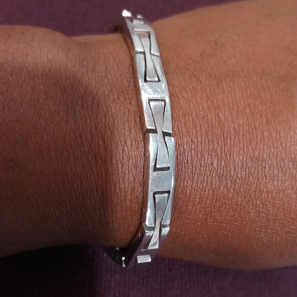 Sterling Silver Bracelet - Picture 4 of 9